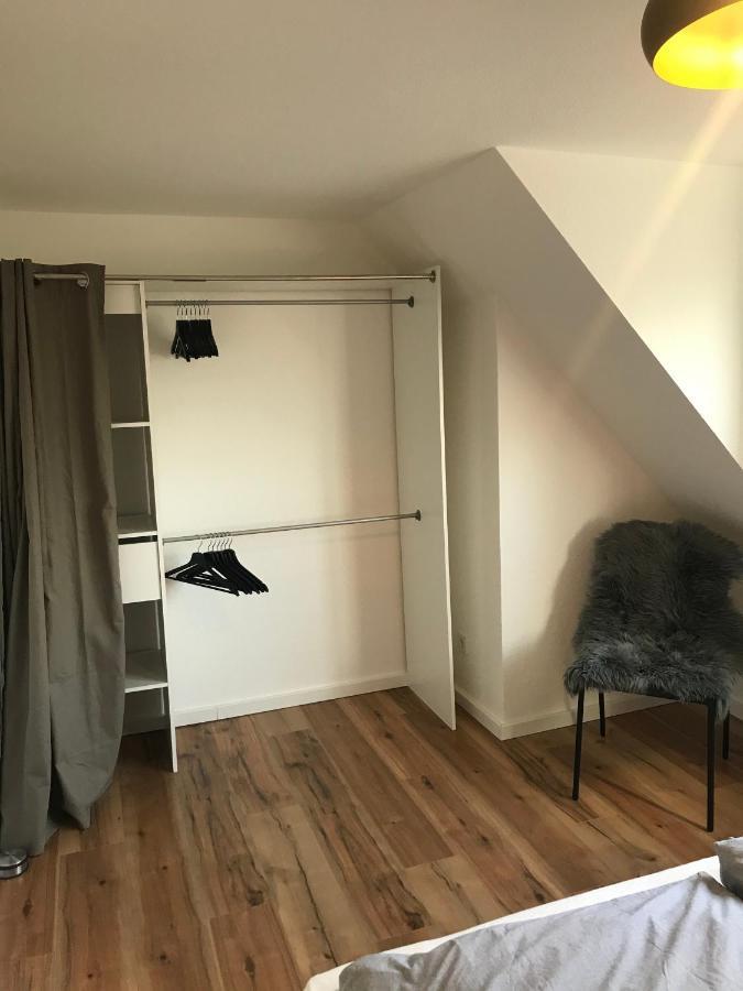 Apartment Frankfurt, top renoviert, 65qm DG Bergisch Gladbach Buitenkant foto